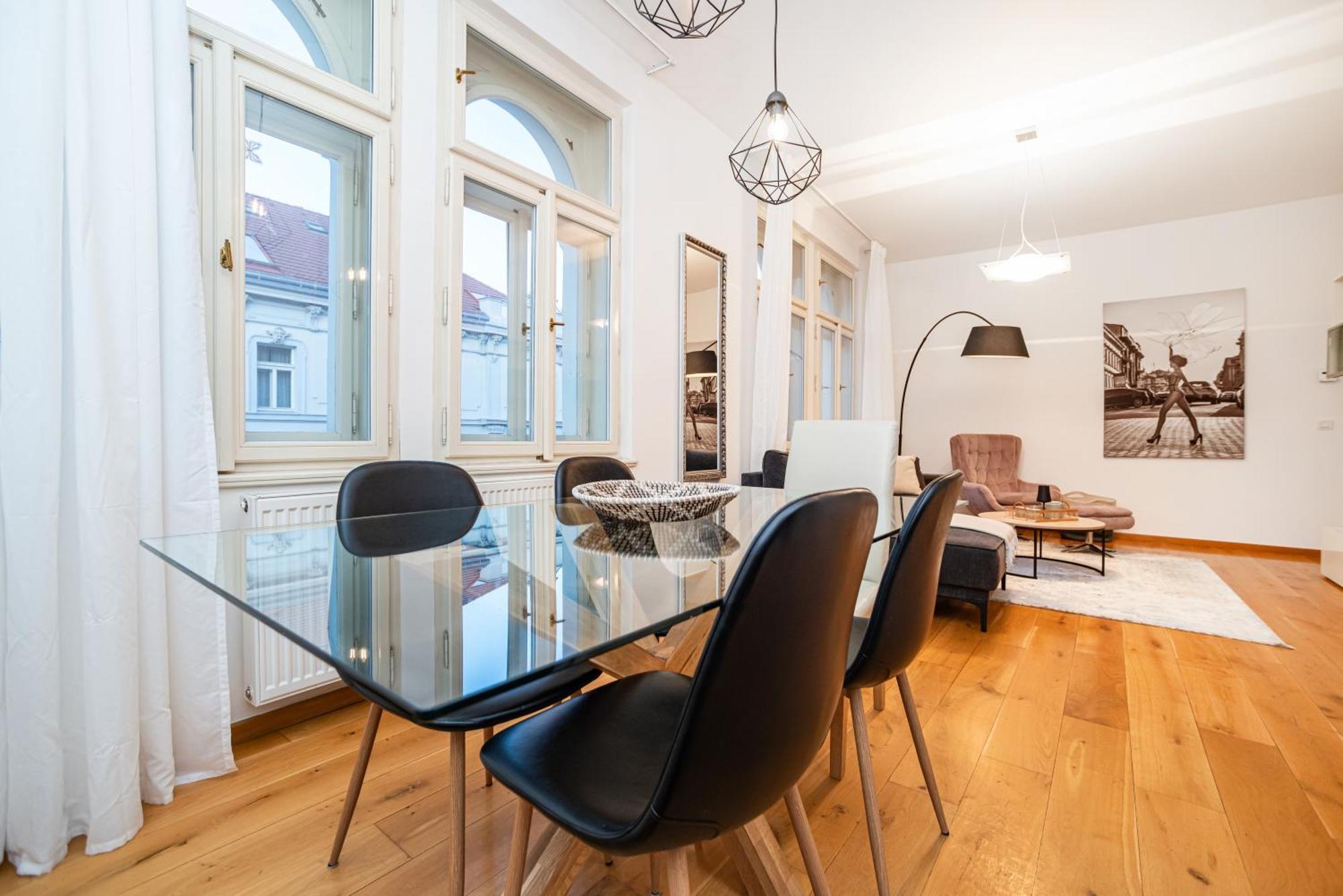 Large And Stylish In Praga