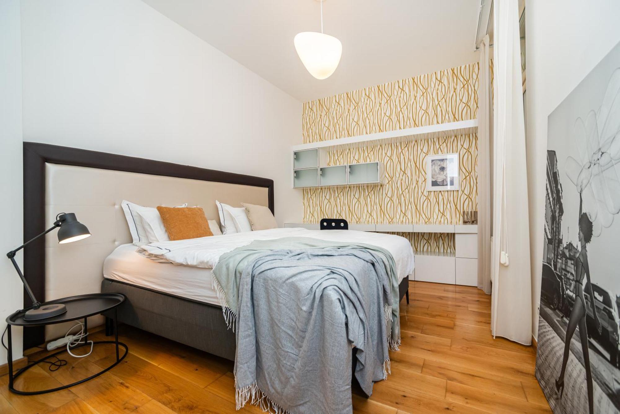 Appartamento Large And Stylish In