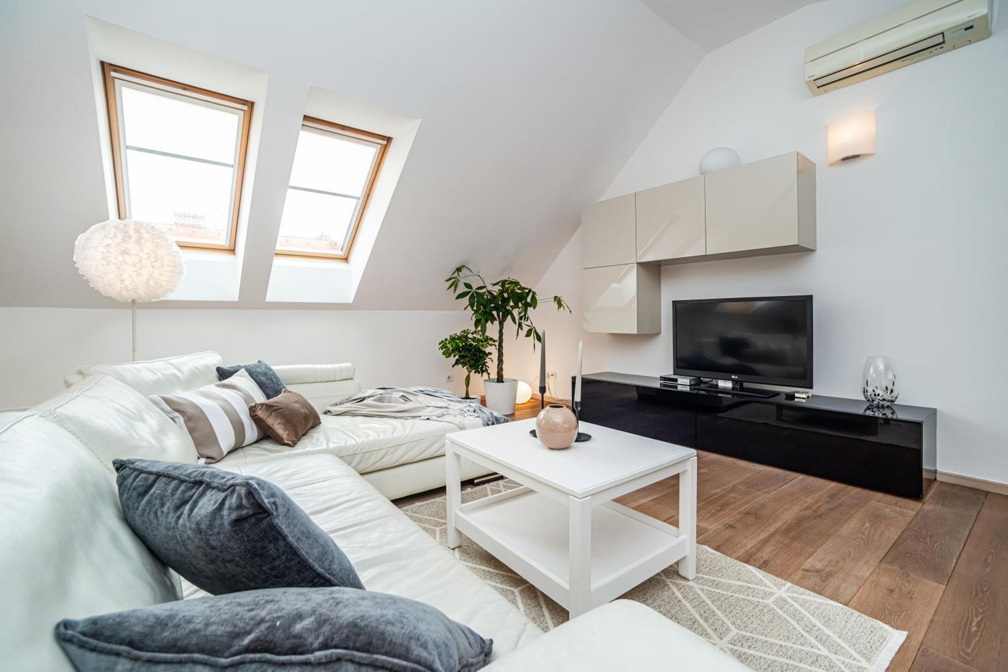 Appartamento Large And Stylish In