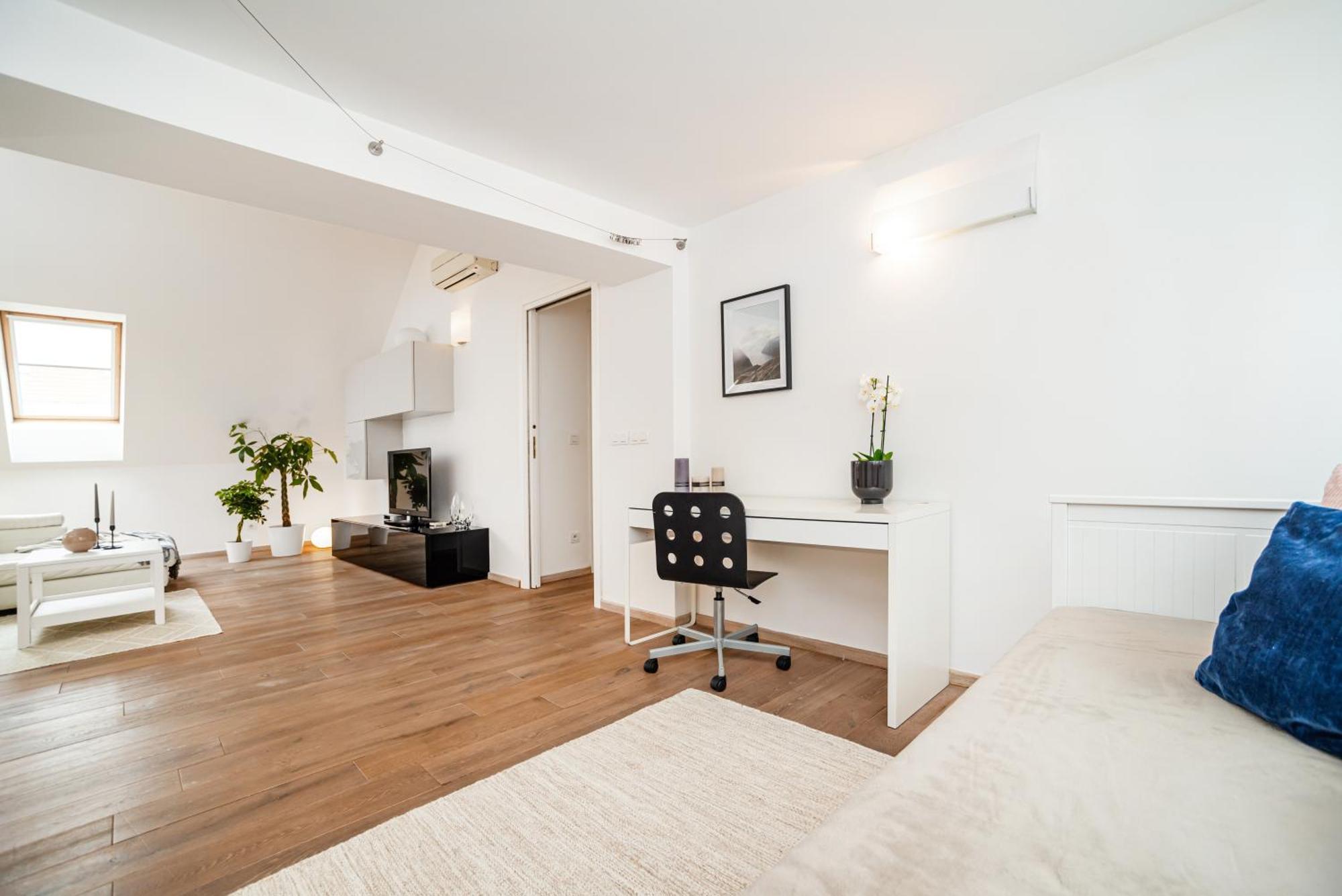 Appartamento Large And Stylish In *